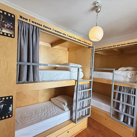Rivoli Cinema Hostel-2